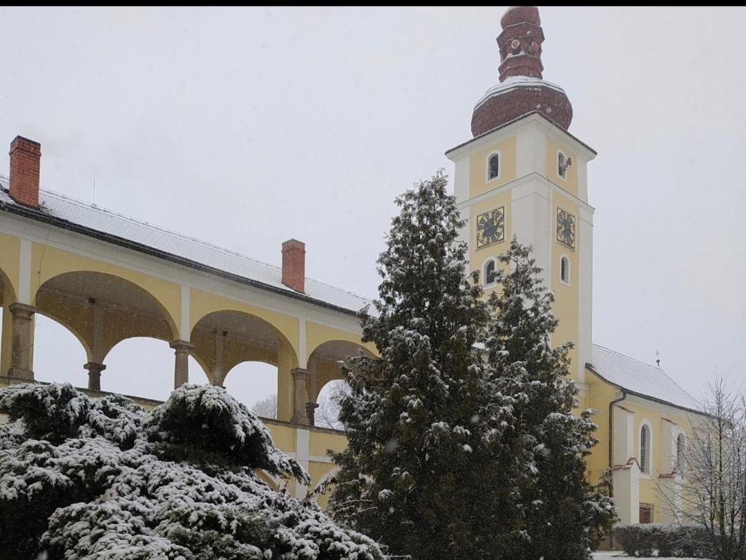 Penzion Nove Dvory Kutná Hora Dış mekan fotoğraf
